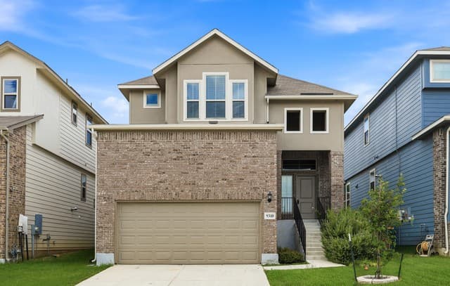 4-bedroom rental at 9310 McCoy Pass in Converse TX