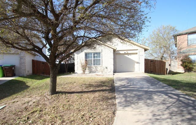 3-bedroom rental at 8115 Sonora Cavern in San Antonio TX