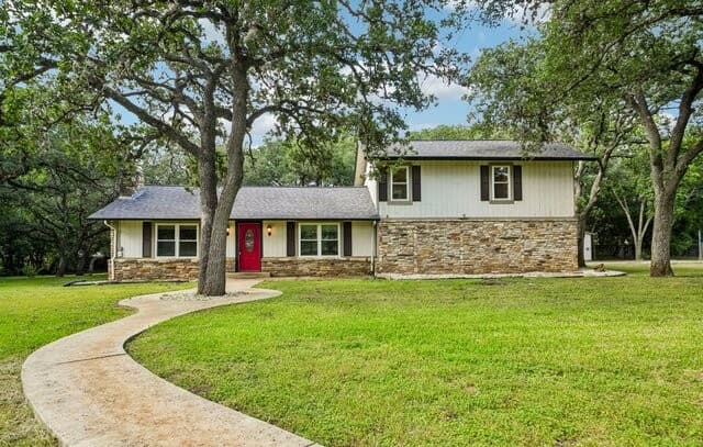 3-bedroom rental at 26410 Teepee Ln. in Boerne TX