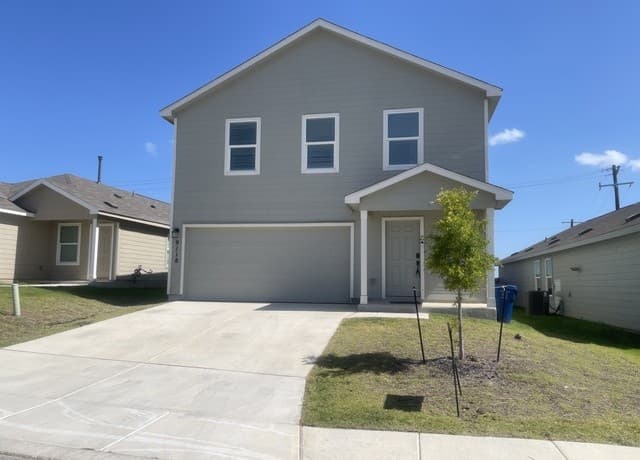 4-bedroom rental at 9118 Selene Pl in San Antonio TX
