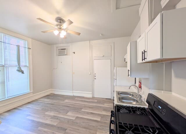 0-bedroom rental at 822 E Carson St Unit 7 in San Antonio TX