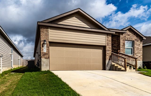 3-bedroom rental at 14031 Southton Basin in San Antonio TX