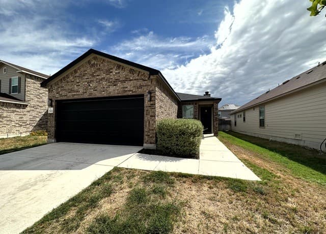 3-bedroom rental at 7968 Broussard in San Antonio TX