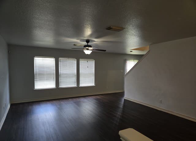 3-bedroom rental at 5022 Coral Flounder in San Antonio TX