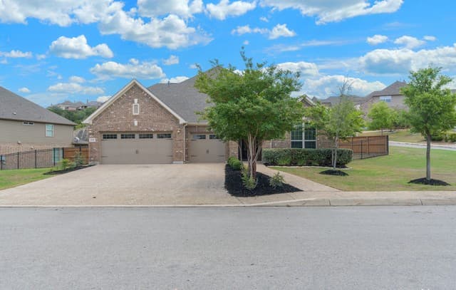 4-bedroom rental at 16910 Sonoma Ridge in San Antonio TX