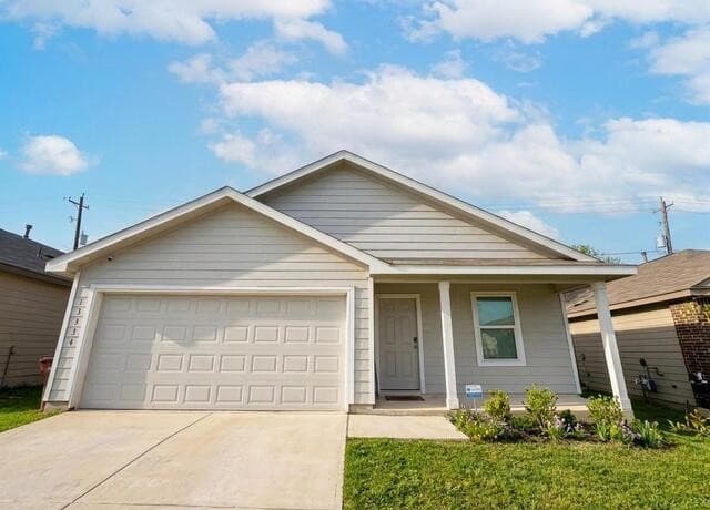 3-bedroom rental at 13934 Reservoir Dr in San Antonio TX