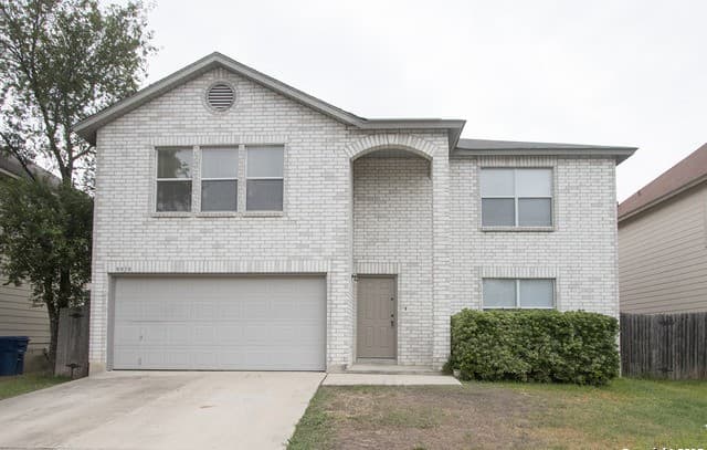 4-bedroom rental at 9919 Rainbow Creek in San Antonio TX