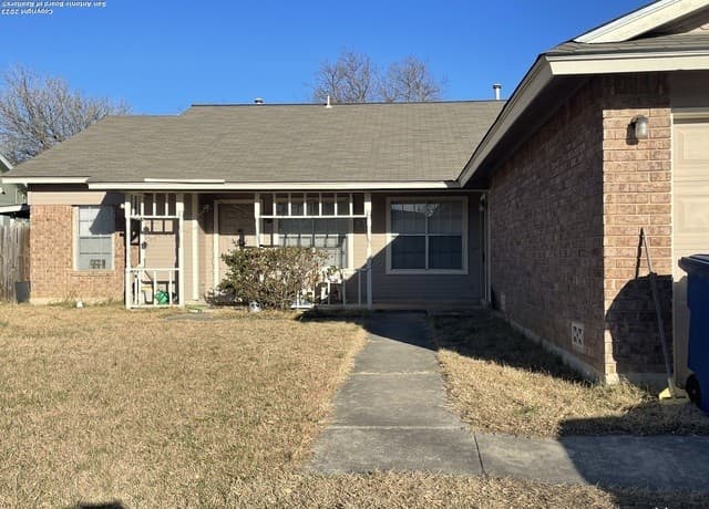 2-bedroom rental at 14439 Hereford in San Antonio TX