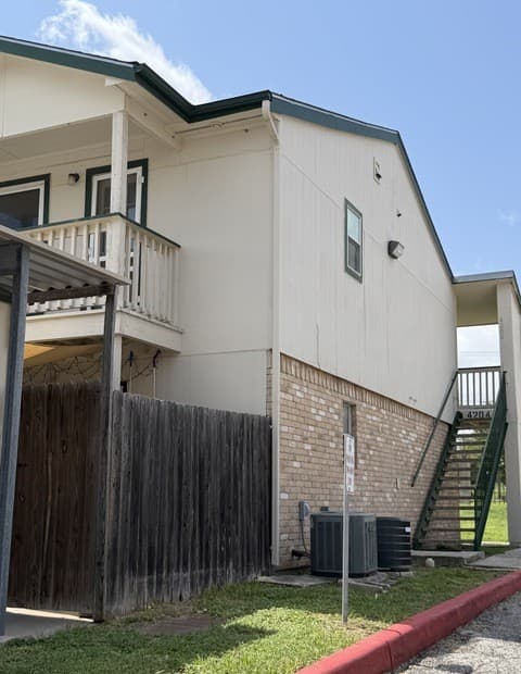 1-bedroom rental at 4949 Hamilton Wolfe Unit 4204 in San Antonio TX