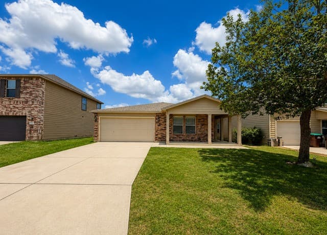 3-bedroom rental at 4714 Dapple Dr in San Antonio TX