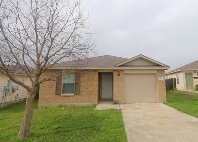 3-bedroom rental at 5810 Wildcat Canyon in San Antonio TX