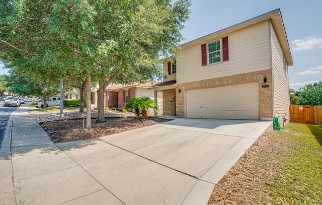 3-bedroom rental at 5619 Red Cyn in San Antonio TX