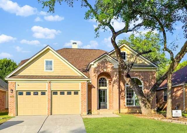 4-bedroom rental at 8906 Brae Ridge Dr in San Antonio TX