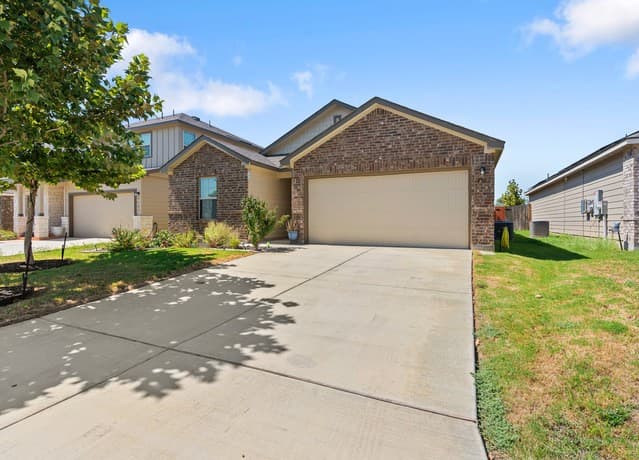 4-bedroom rental at 4311 Southton Woods in San Antonio TX