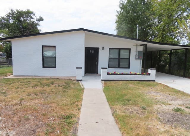2-bedroom rental at 142 Danny Clay in San Antonio TX