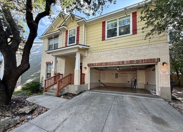 4-bedroom rental at 518 Willow Grove Dr in San Antonio TX