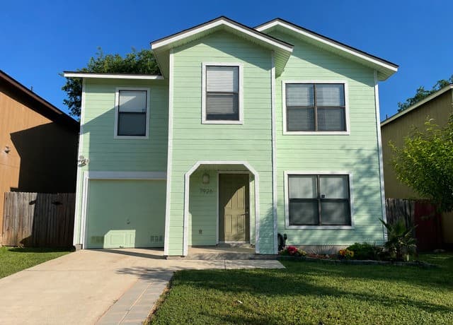 4-bedroom rental at 7926 Ruby Mdw in San Antonio TX