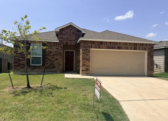 3-bedroom rental at 127 Hidden Knl in Schertz TX