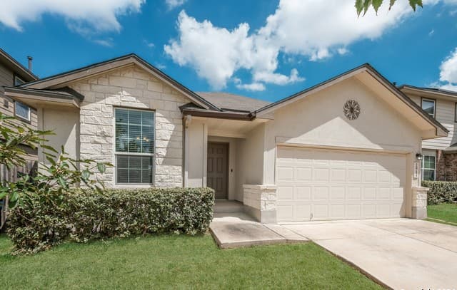 3-bedroom rental at 2914 Sunset Bnd in San Antonio TX