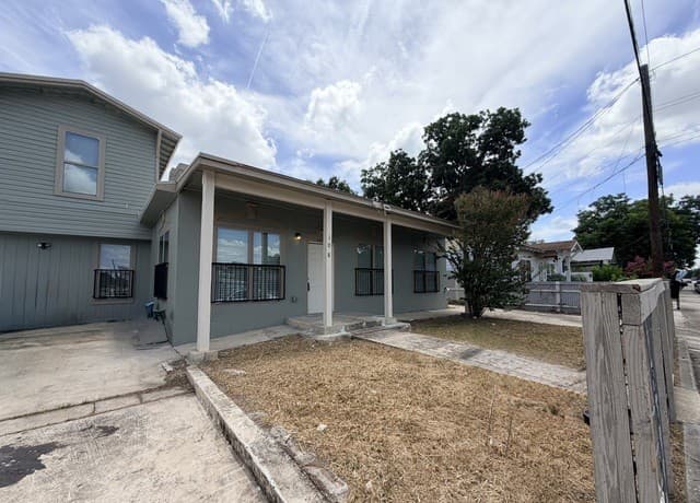3-bedroom rental at 108 Beatrice Ave Unit 102 in San Antonio TX