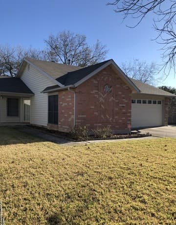 3-bedroom rental at 8214 Spring Town St in Converse TX