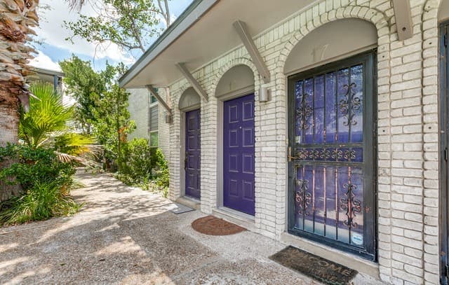 2-bedroom rental at 102 Vassar Ln Unit 17 in San Antonio TX