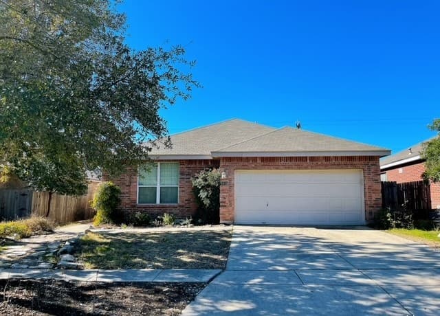 3-bedroom rental at 8815 Redwood Bend in San Antonio TX