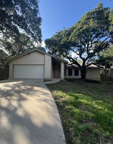 4-bedroom rental at 9123 Alpine Trail St in San Antonio TX
