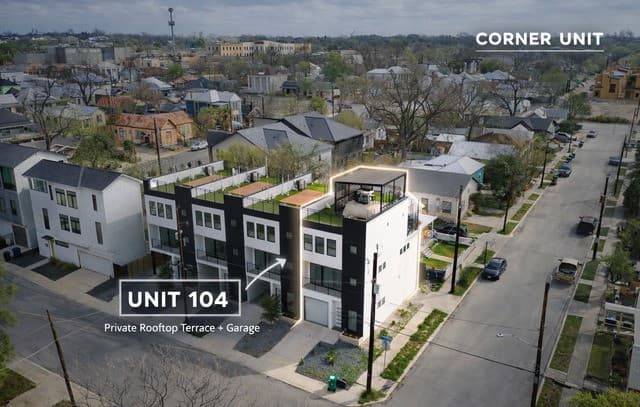 3-bedroom rental at 308 S Mesquite St Unit 104 in San Antonio TX