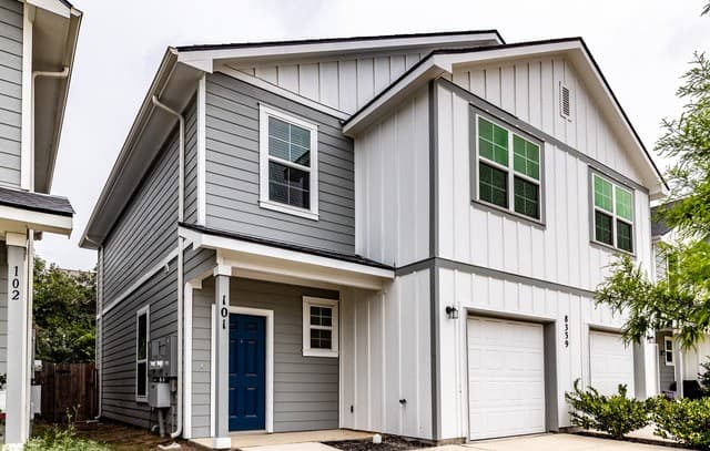 3-bedroom rental at 8339 Runner Rdg Unit 101 in San Antonio TX