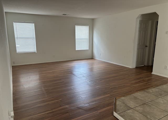 3-bedroom rental at 16315 Kentucky Rdg in Schertz TX