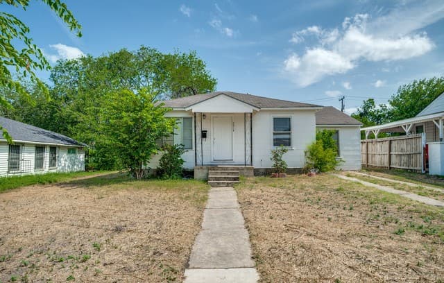 3-bedroom rental at 2514 Waverly Ave in San Antonio TX