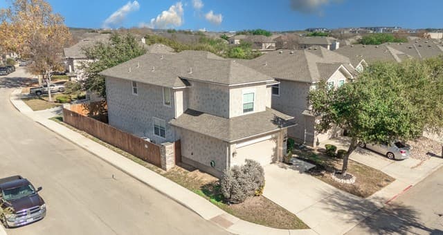 3-bedroom rental at 6913 Abbey Falls in San Antonio TX
