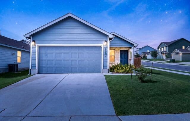 4-bedroom rental at 8802 McCoy Pass in Converse TX