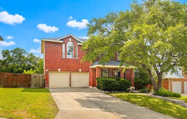 4-bedroom rental at 422 Pease Holw in San Antonio TX