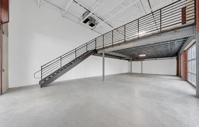 2-bedroom rental at 215 Coca Cola Pl Unit 307 in San Antonio TX