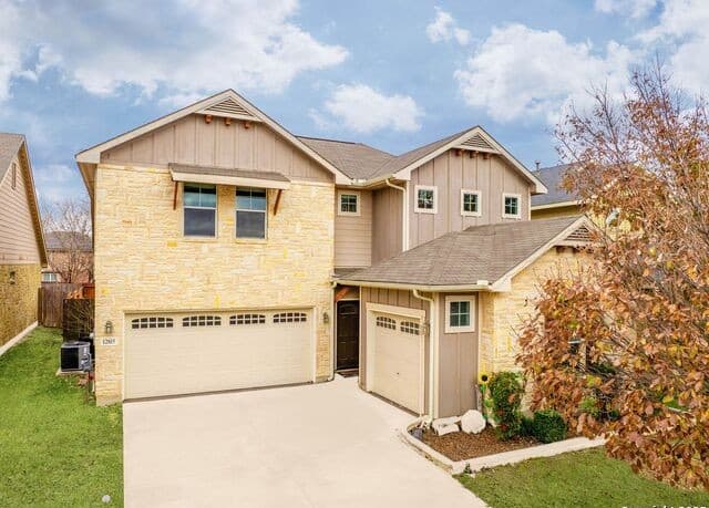3-bedroom rental at 12815 Waterlily Way in San Antonio TX