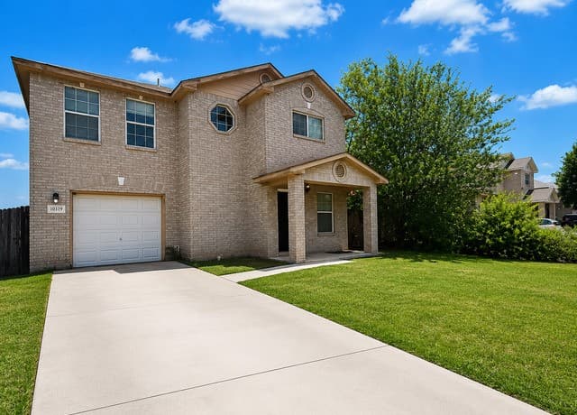 4-bedroom rental at 10719 Shaenmeadow in San Antonio TX
