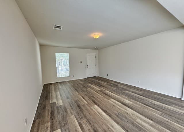 4-bedroom rental at 17307 Wayland Run in San Antonio TX