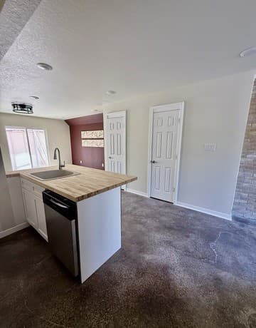 3-bedroom rental at 935 Eventide Unit UNIT 2 in San Antonio TX