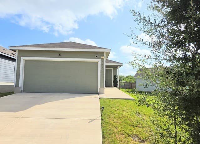 3-bedroom rental at 1031 Magrum Way in San Antonio TX