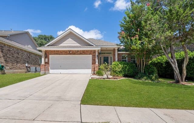 3-bedroom rental at 29 Branwood in San Antonio TX