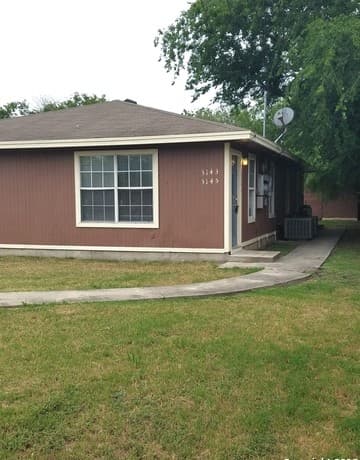2-bedroom rental at 3143 La Violeta St in San Antonio TX