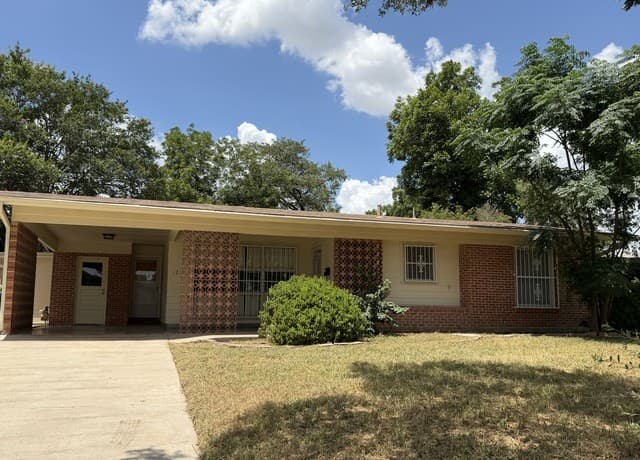 3-bedroom rental at 1219 Arroya Vista Dr in San Antonio TX