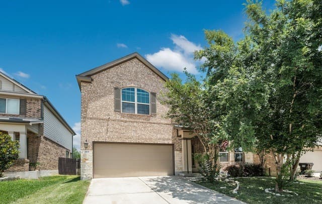 4-bedroom rental at 212 Campfire Way in Cibolo TX
