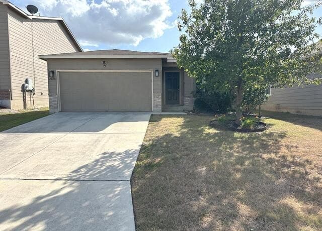 3-bedroom rental at 24251 Invitation Oak in San Antonio TX