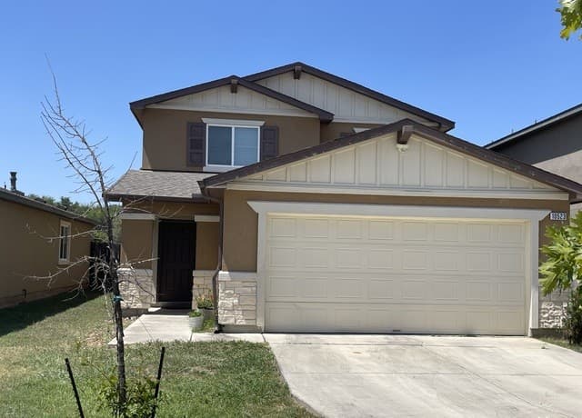 3-bedroom rental at 10523 LEGACY Cv in San Antonio TX