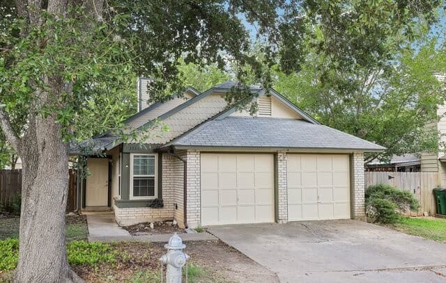 3-bedroom rental at 3334 Stone Cave in San Antonio TX