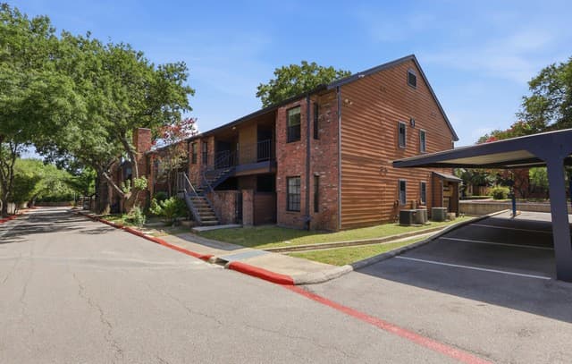 1-bedroom rental at 4803 Hamilton Wolfe Rd Unit 924 in San Antonio TX