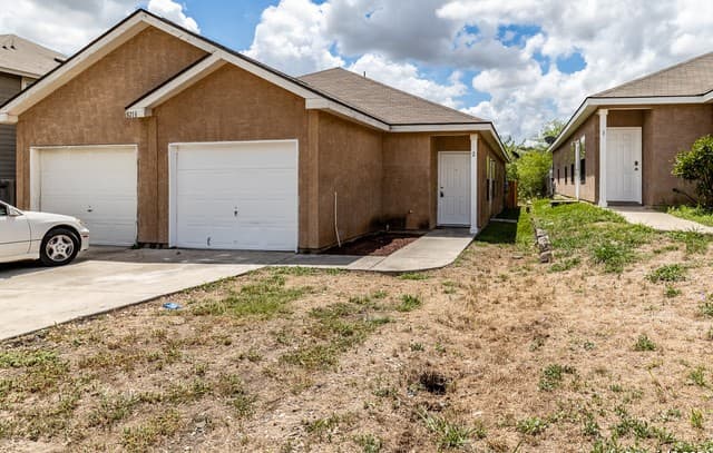 3-bedroom rental at 5718 Golf Heights Unit #2 in San Antonio TX